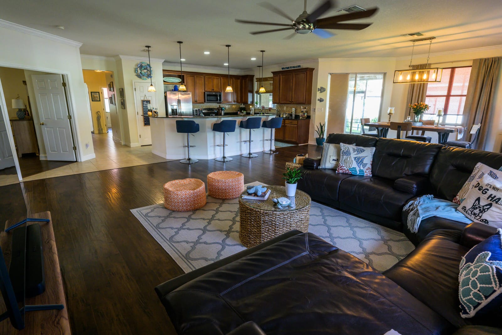 100 Salazar Lane — photo 7