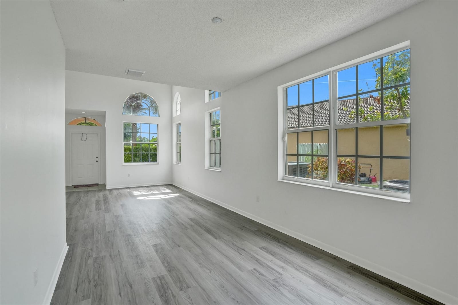1624 NW 158th Lane, Pembroke Pines, FL 33028 photo 15