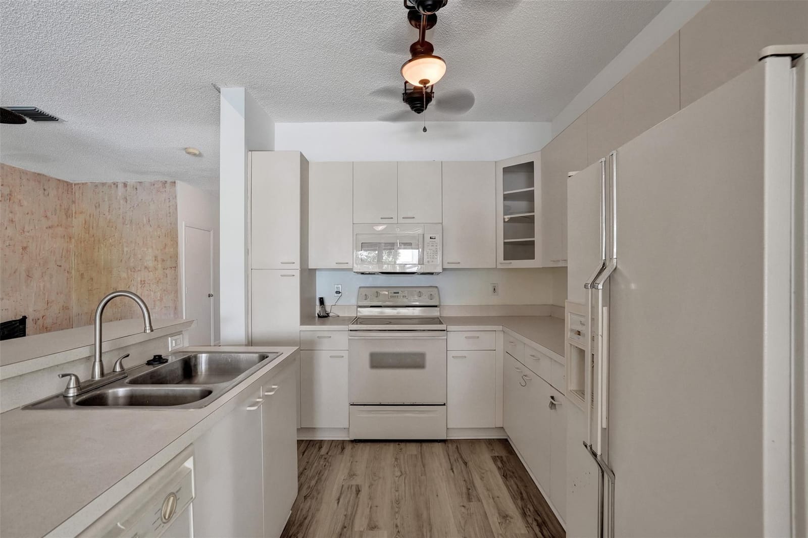 1624 NW 158th Lane, Pembroke Pines, FL 33028 photo 17