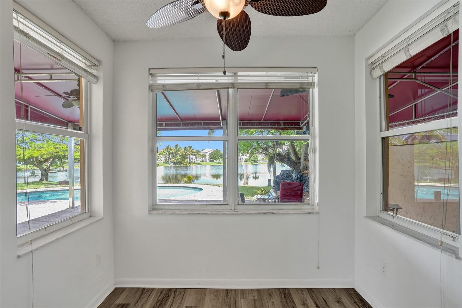 1624 NW 158th Lane, Pembroke Pines, FL 33028 photo 21