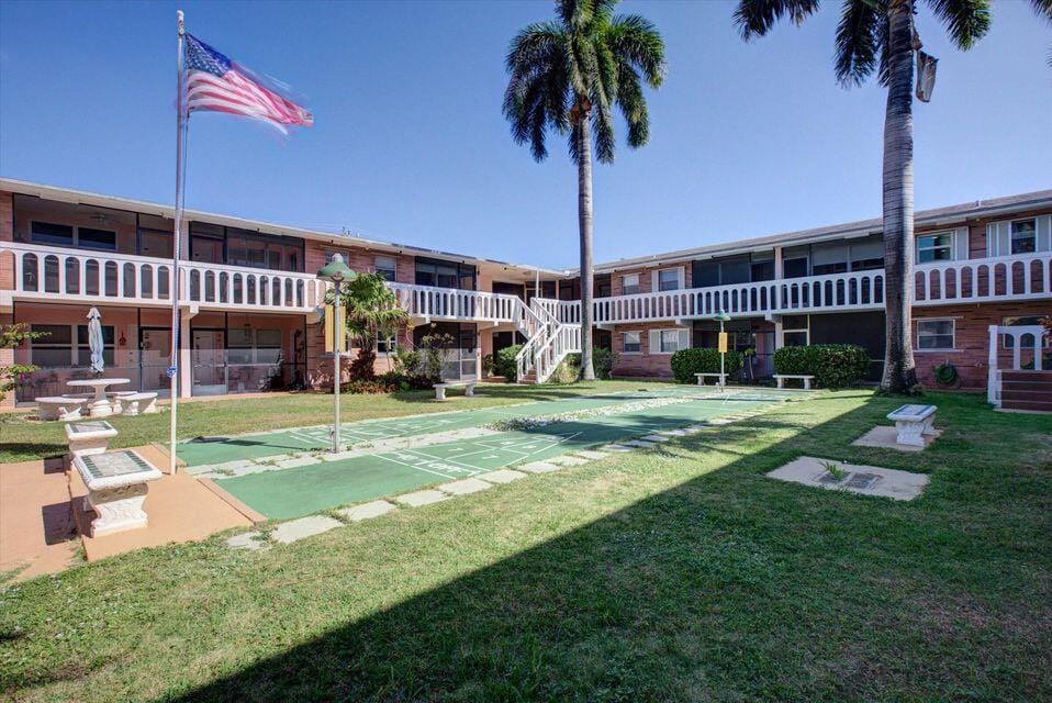 160 NE 8th Avenue 26a, Hallandale Beach, FL 33009 photo 17
