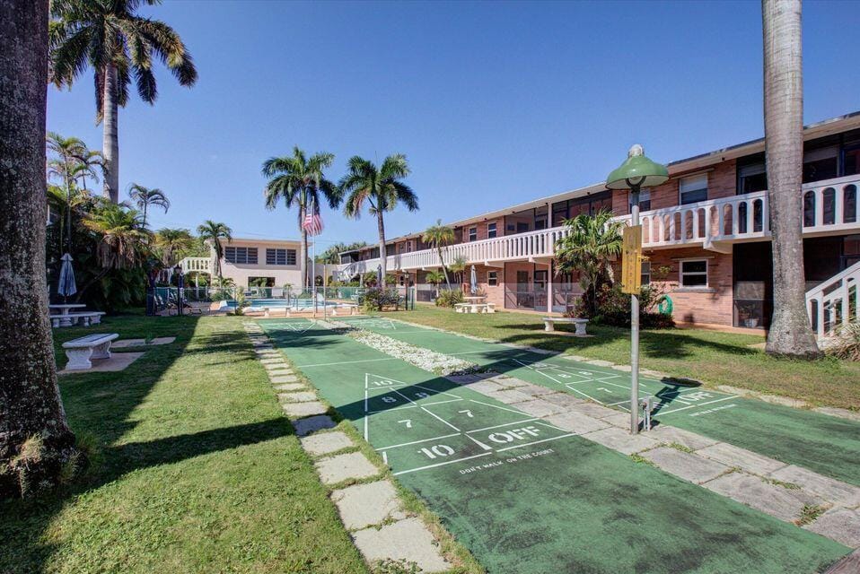 160 NE 8th Avenue 26a, Hallandale Beach, FL 33009 photo 18