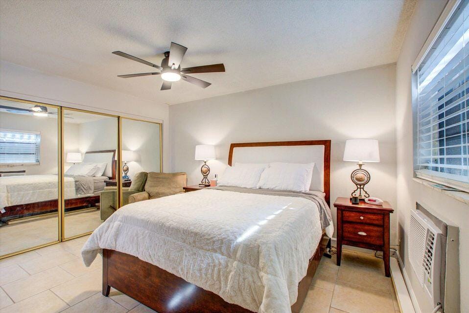 160 NE 8th Avenue 26a, Hallandale Beach, FL 33009 photo 24