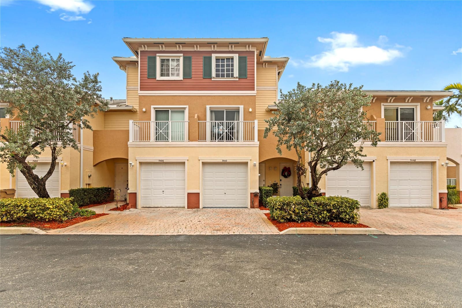7440 Willow Grove Place, Davie, FL 33314 photo 1