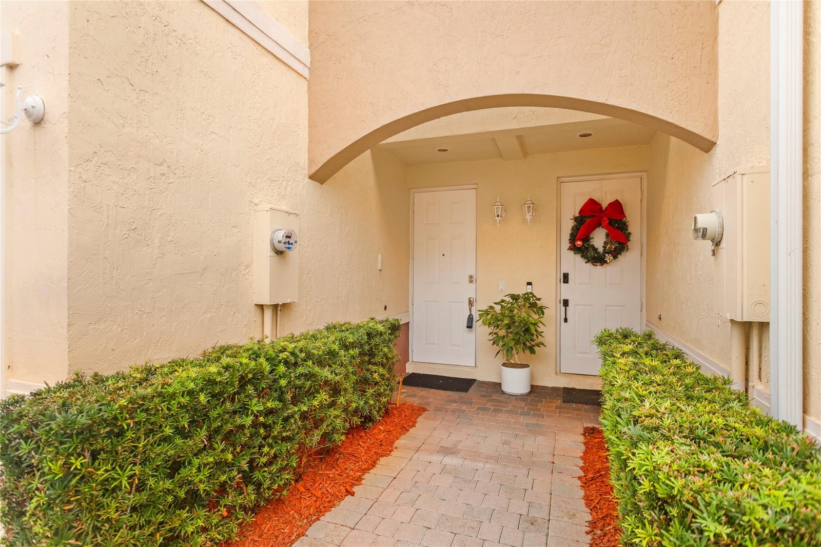 7440 Willow Grove Place, Davie, FL 33314 photo 2