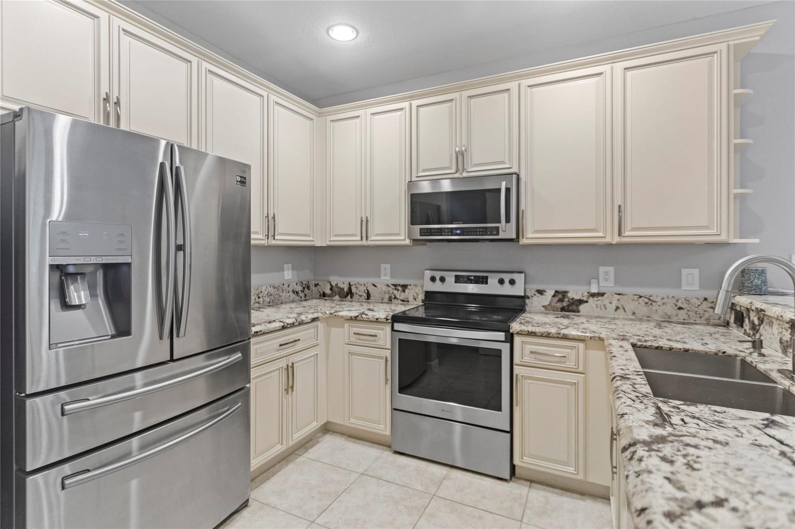7440 Willow Grove Place, Davie, FL 33314 photo 4