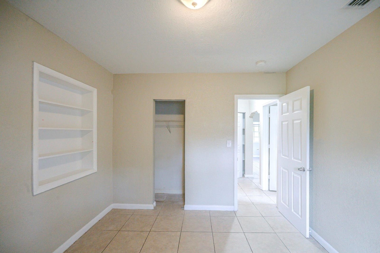 870 NE 144th Street, North Miami, FL 33161 photo 17