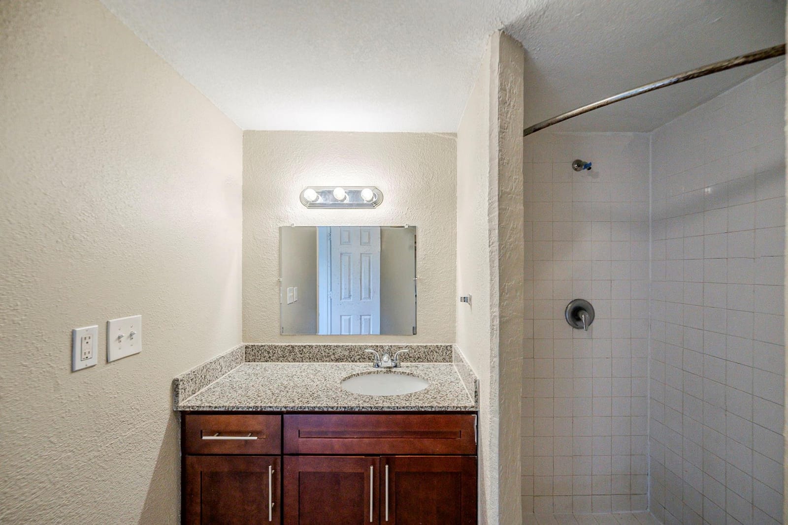 870 NE 144th Street, North Miami, FL 33161 photo 8