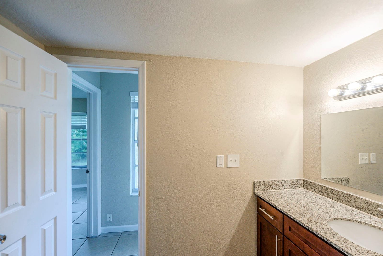 870 NE 144th Street, North Miami, FL 33161 photo 9