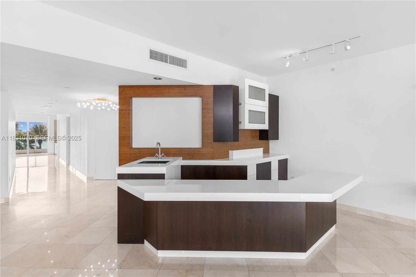 20155 NE 38th Court 603, Aventura, FL 33180 photo 5