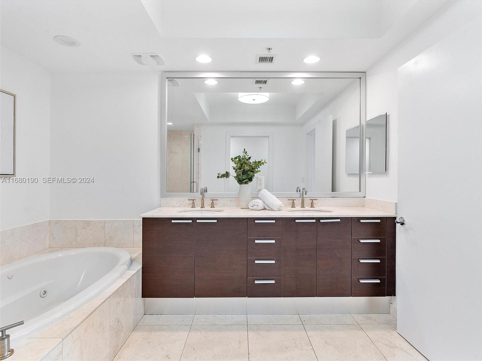 3535 S Ocean Drive 1102, Hollywood, FL 33019 photo 16