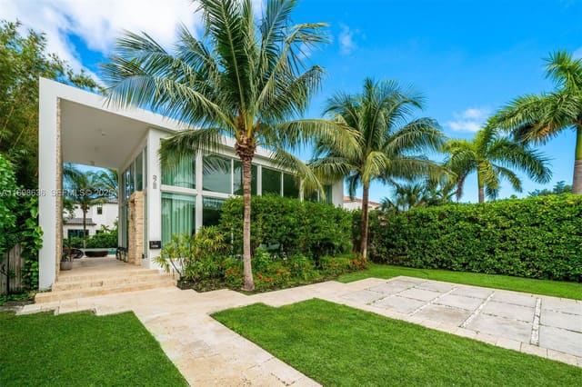 3726 Prairie Avenue, Miami Beach, FL 33140