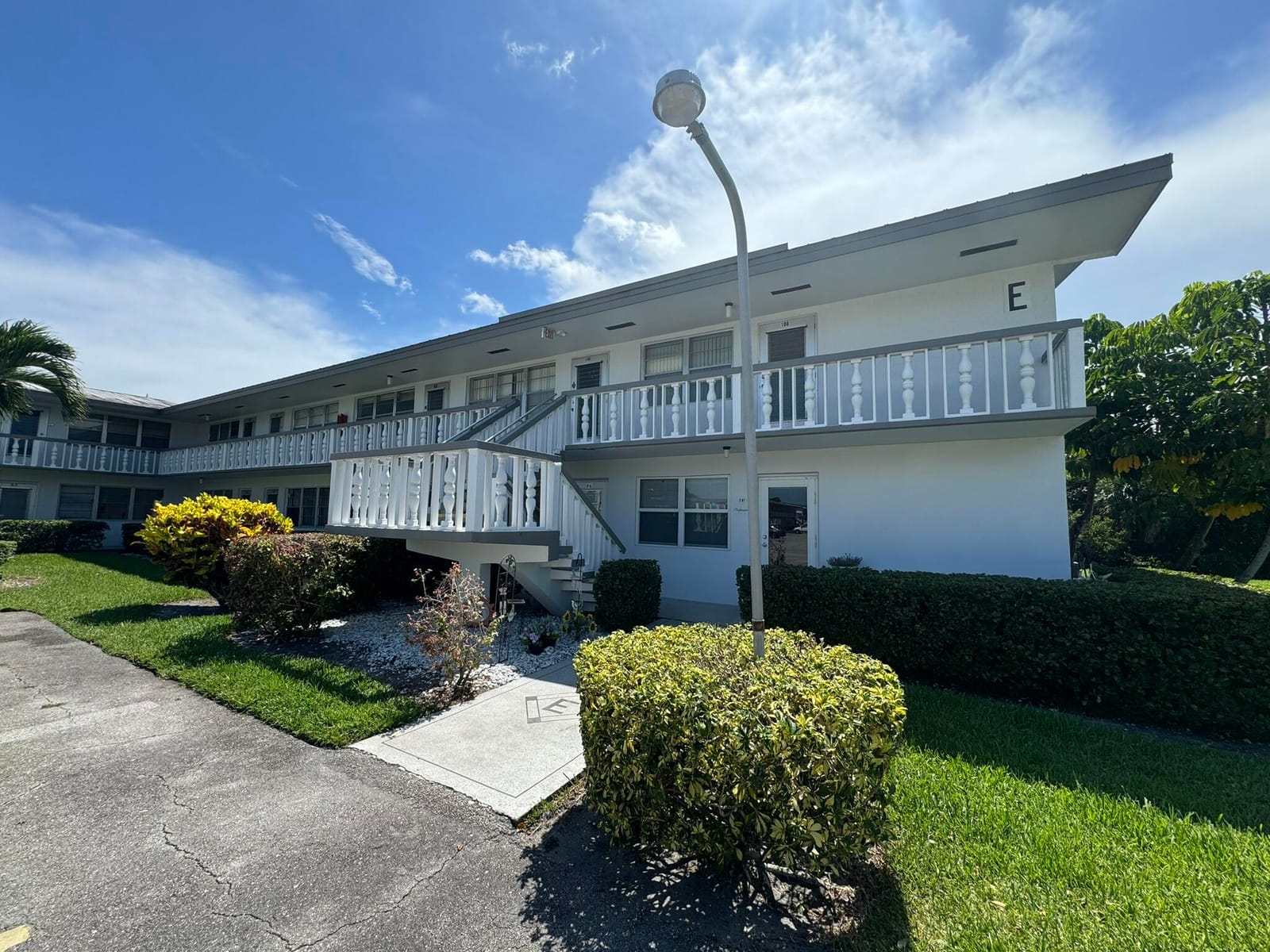 86 Northampton E, West Palm Beach, FL 33417 photo 1