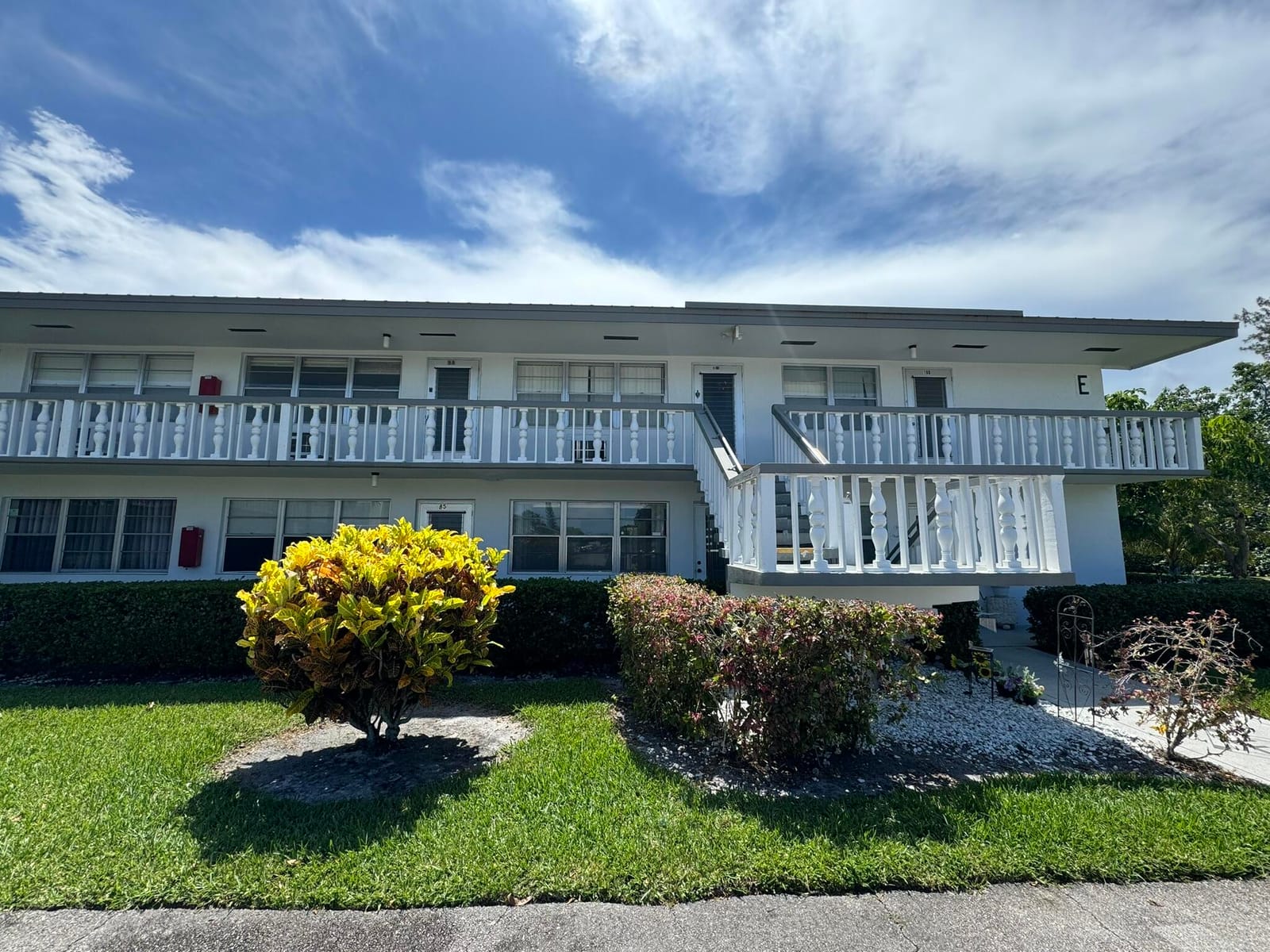86 Northampton E, West Palm Beach, FL 33417 photo 2
