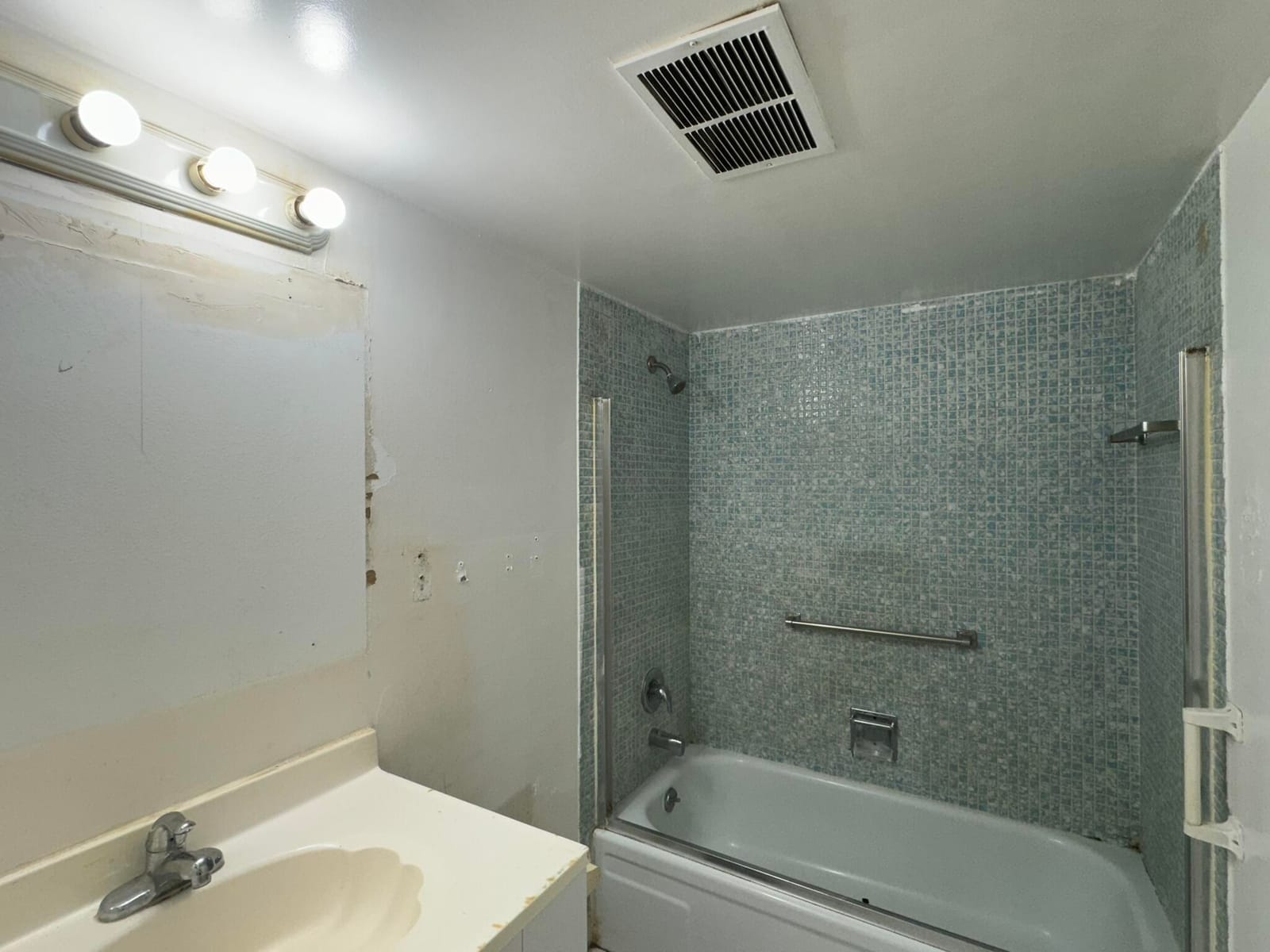 86 Northampton E, West Palm Beach, FL 33417 photo 25