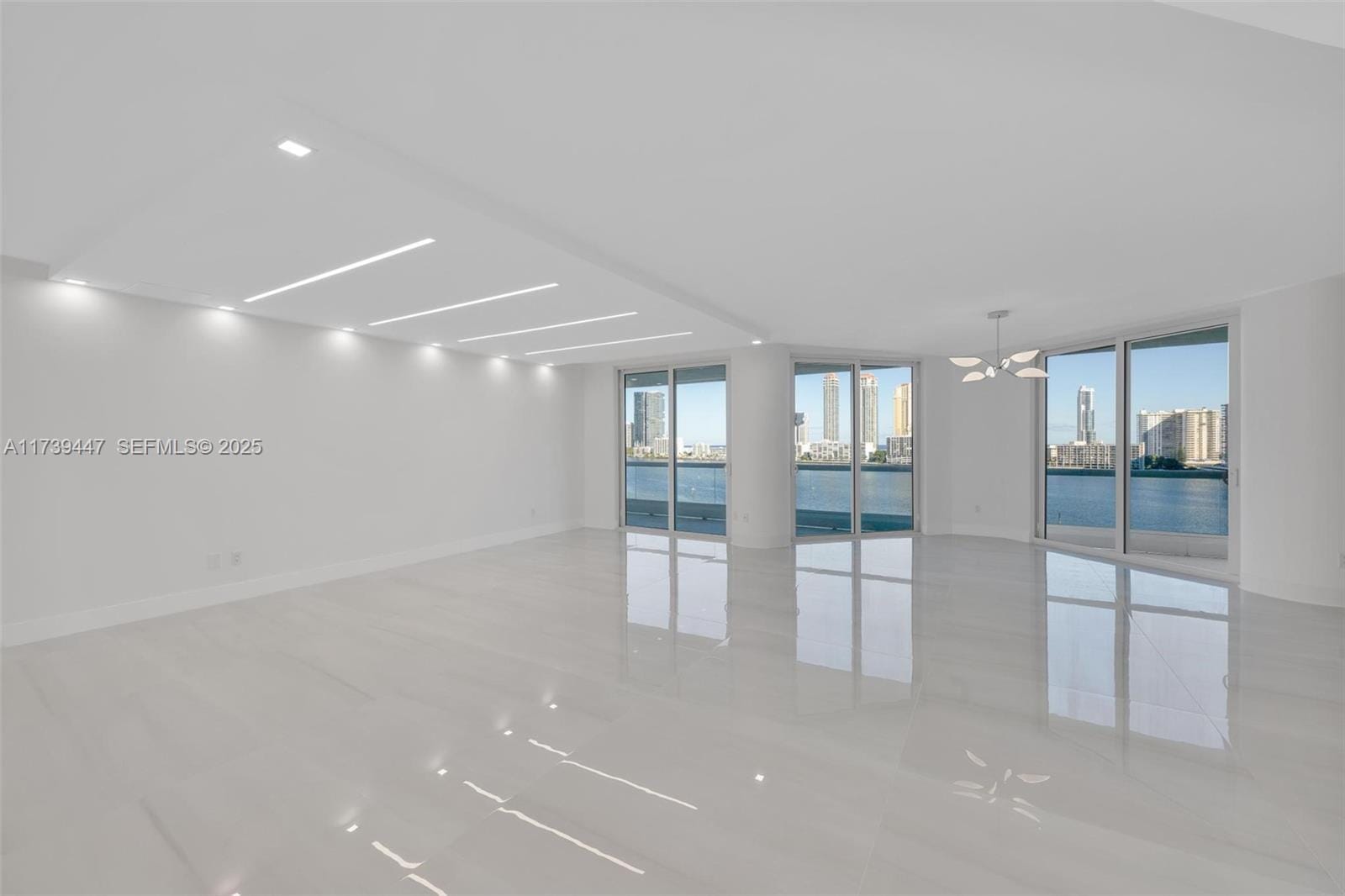 2600 Island Boulevard 903, Aventura, FL 33160 photo 2