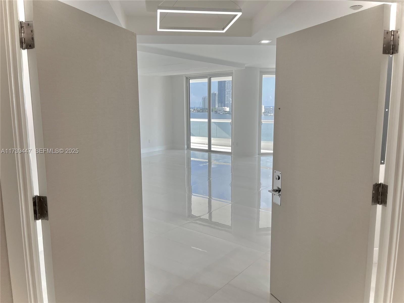 2600 Island Boulevard 903, Aventura, FL 33160 photo 26