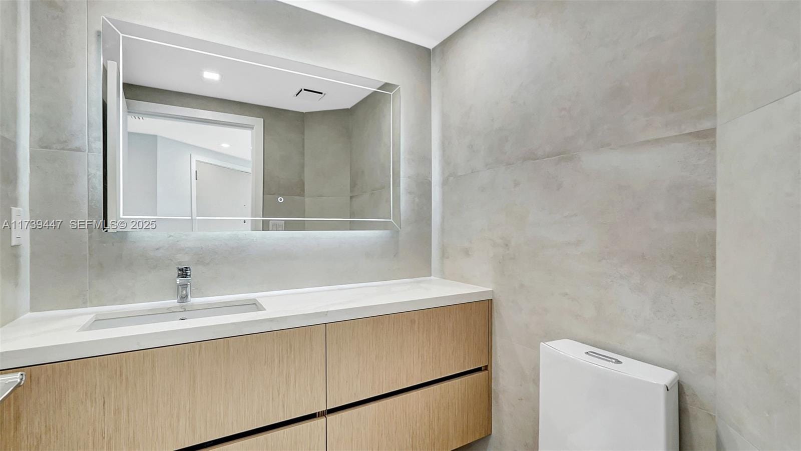 2600 Island Boulevard 903, Aventura, FL 33160 photo 27