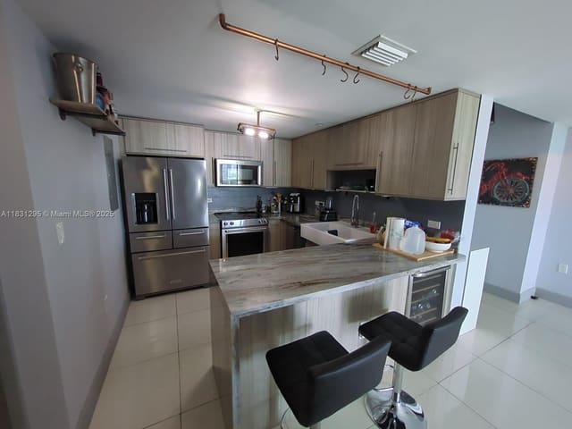 1861 NW S River Drive 1110, Miami, FL 33125
