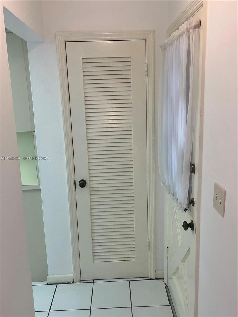 1239 Mariposa Avenue 4, Coral Gables, FL 33146 photo 15