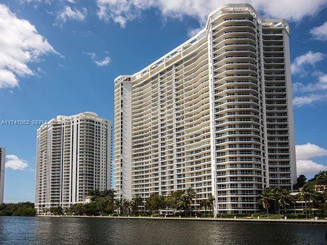 7000 Island Boulevard 606, Aventura, FL 33160