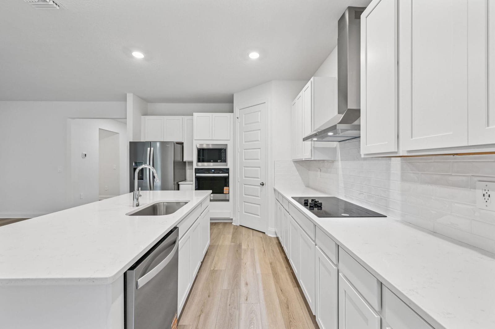 5653 Hampton Park Circle — photo 12