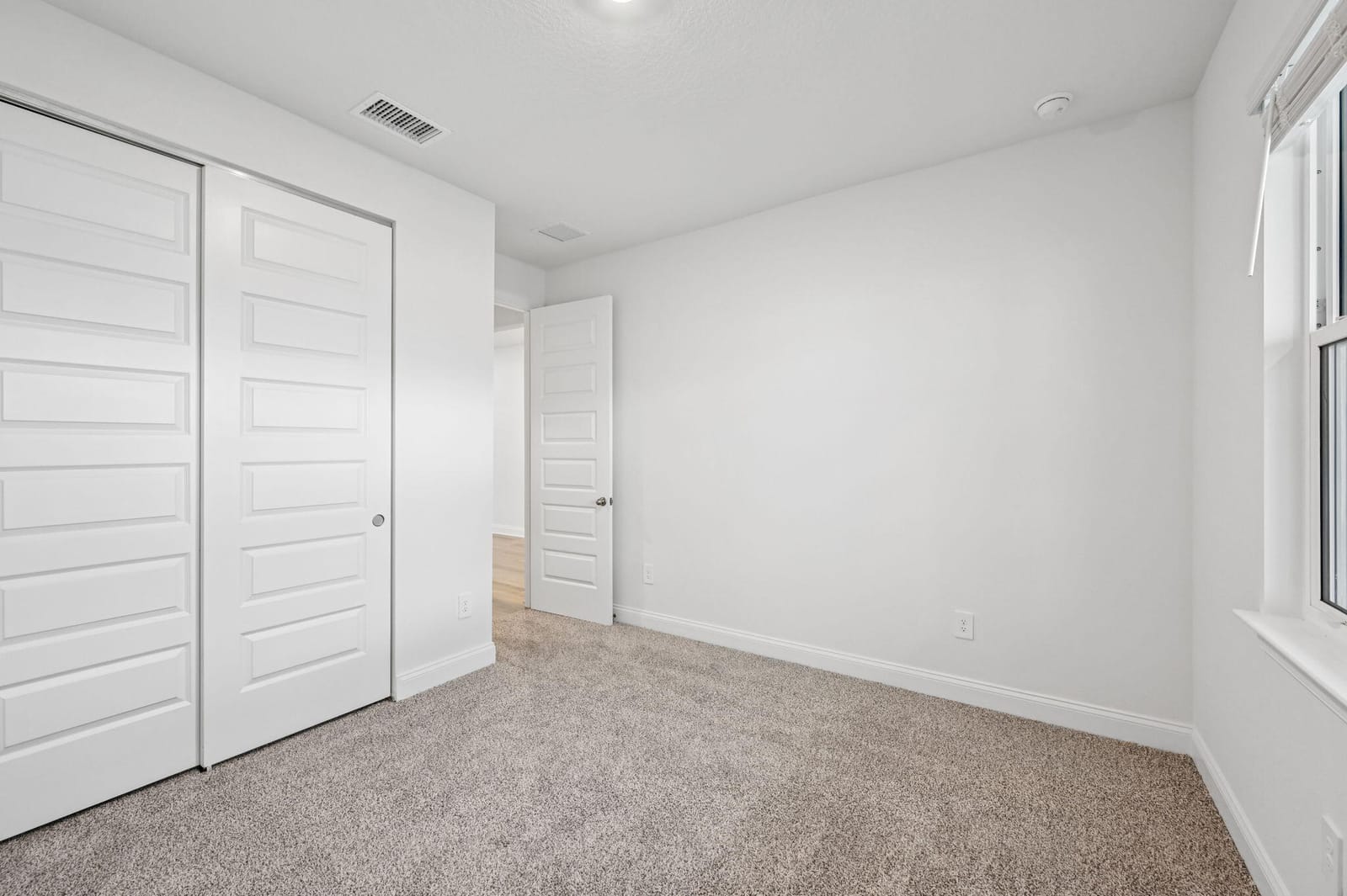 5653 Hampton Park Circle, Vero Beach, FL 32966 photo 17