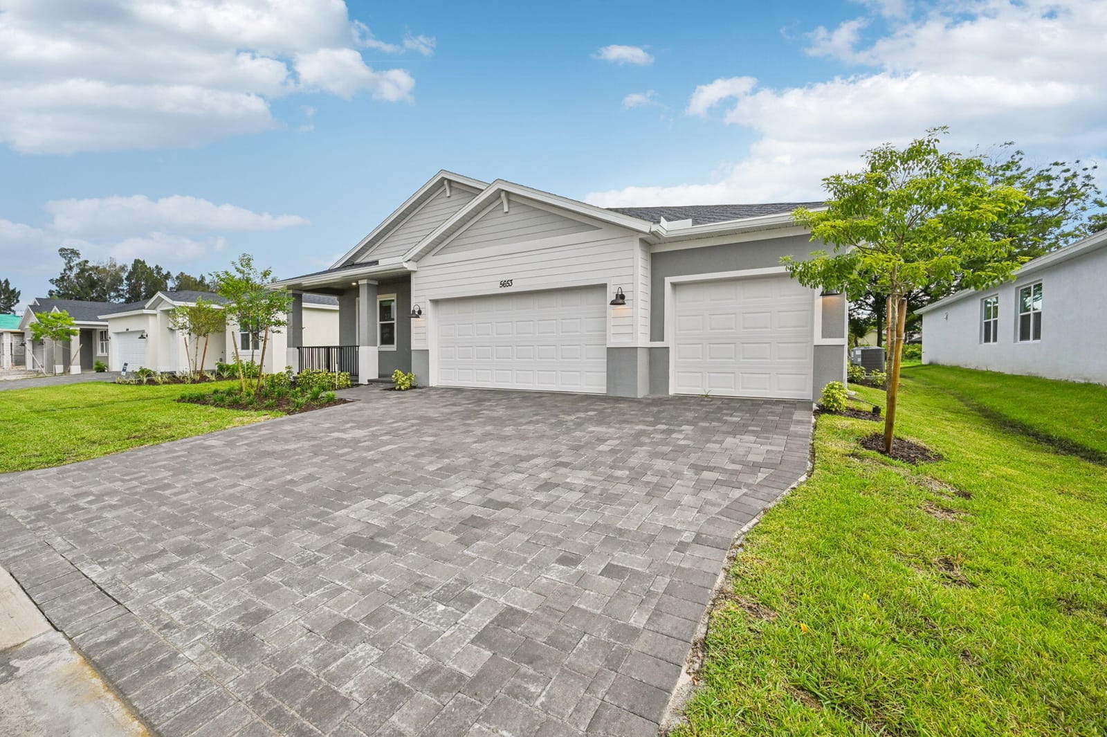 5653 Hampton Park Circle — photo 4