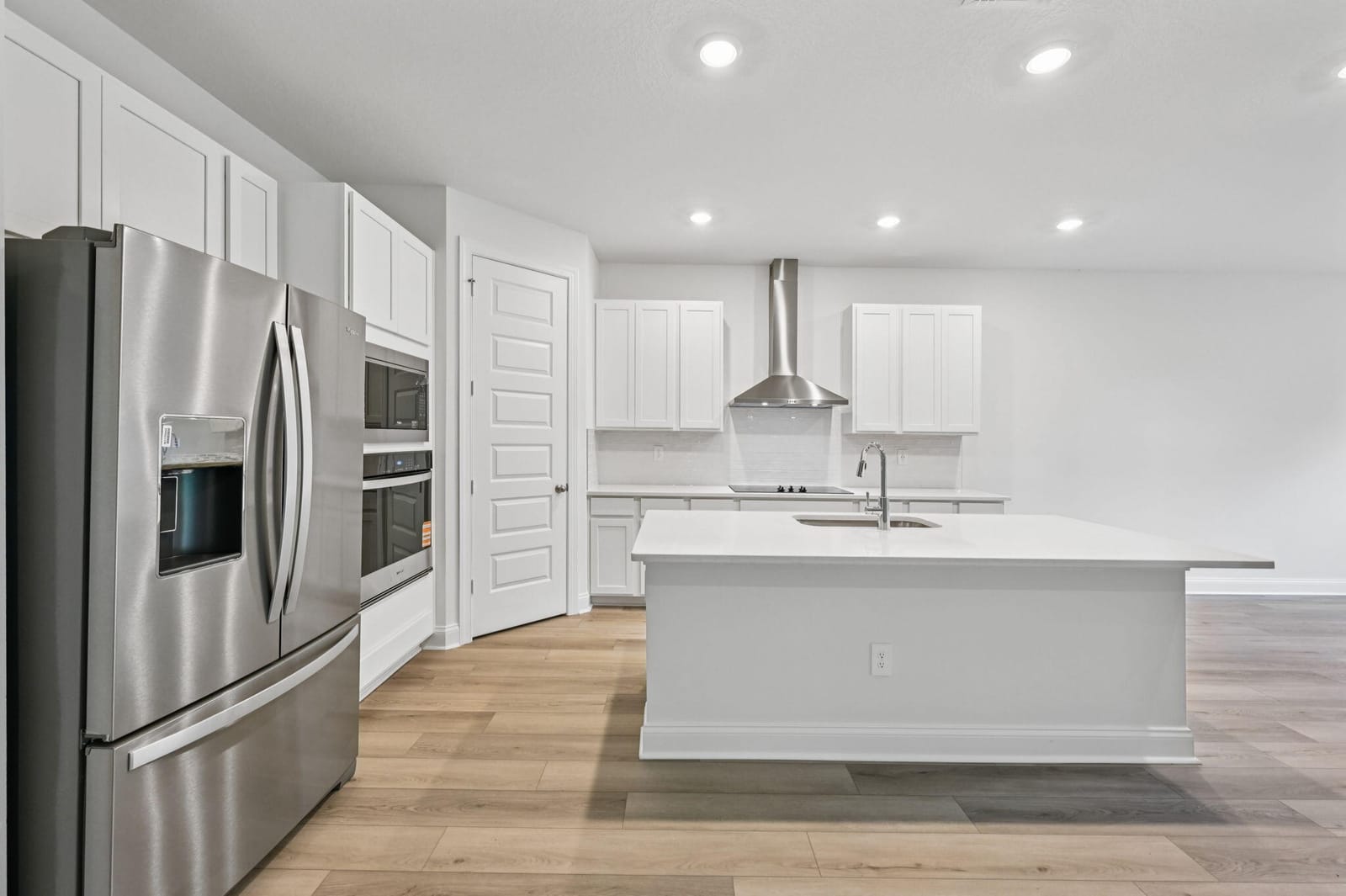 5653 Hampton Park Circle — photo 10