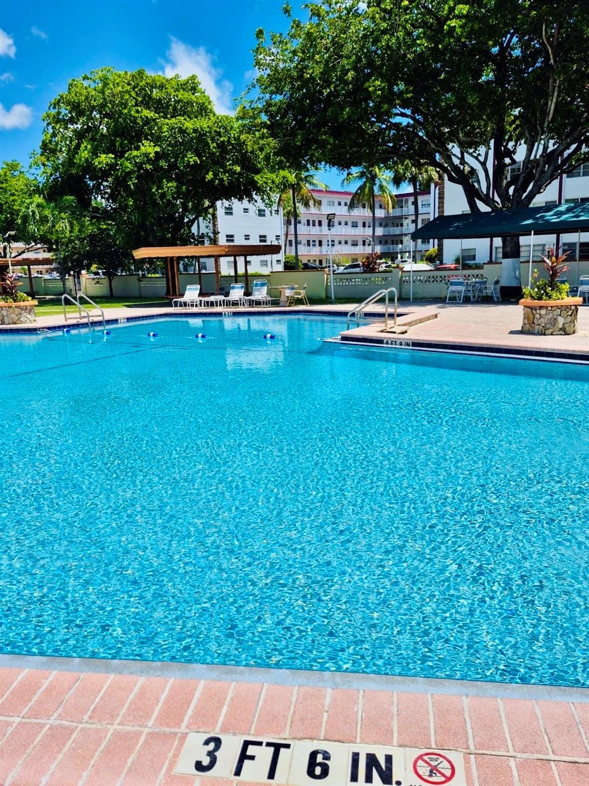 4000 NW 44th Avenue 106, Lauderdale Lakes, FL 33319