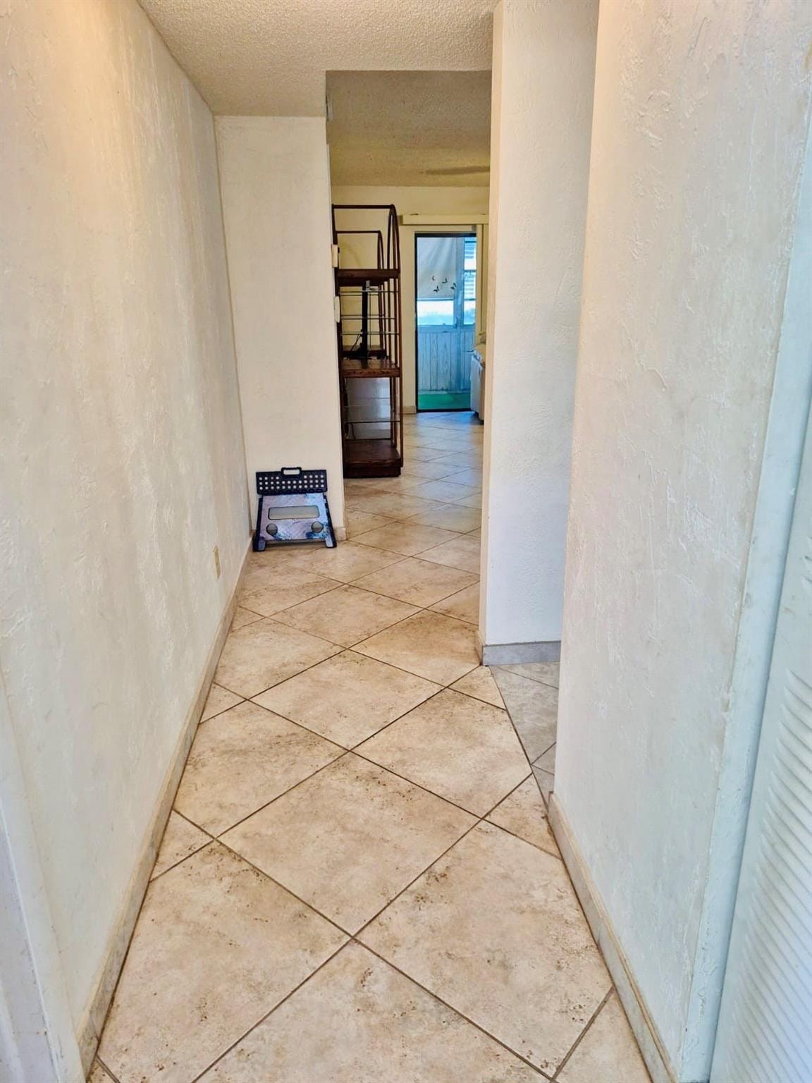 4000 NW 44th Avenue 106, Lauderdale Lakes, FL 33319 photo 4