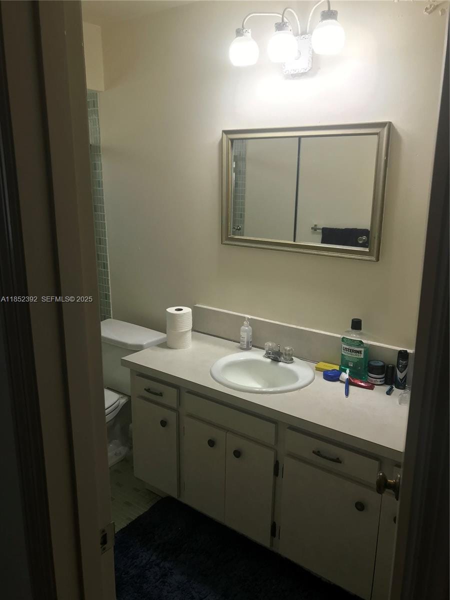 1239 Mariposa Avenue 8, Coral Gables, FL 33146 photo 10