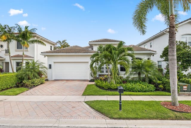 4110 NW Briarcliff Circle, sold in Briarcliff, Boca Raton, FL