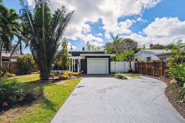 2620 Wilson Street, sold in Cranston Terrace, Hollywood, FL