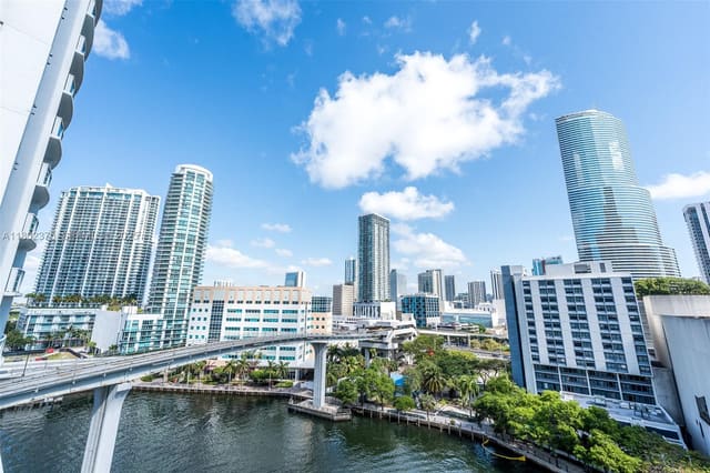 31 SE 5 Street 1603, sold in Brickell On The River N T, Miami, FL