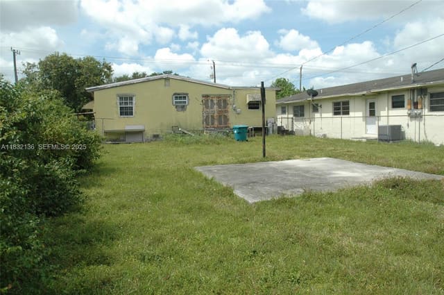 2121 NW 64th Street, sold in Orange Ridge, Miami, FL