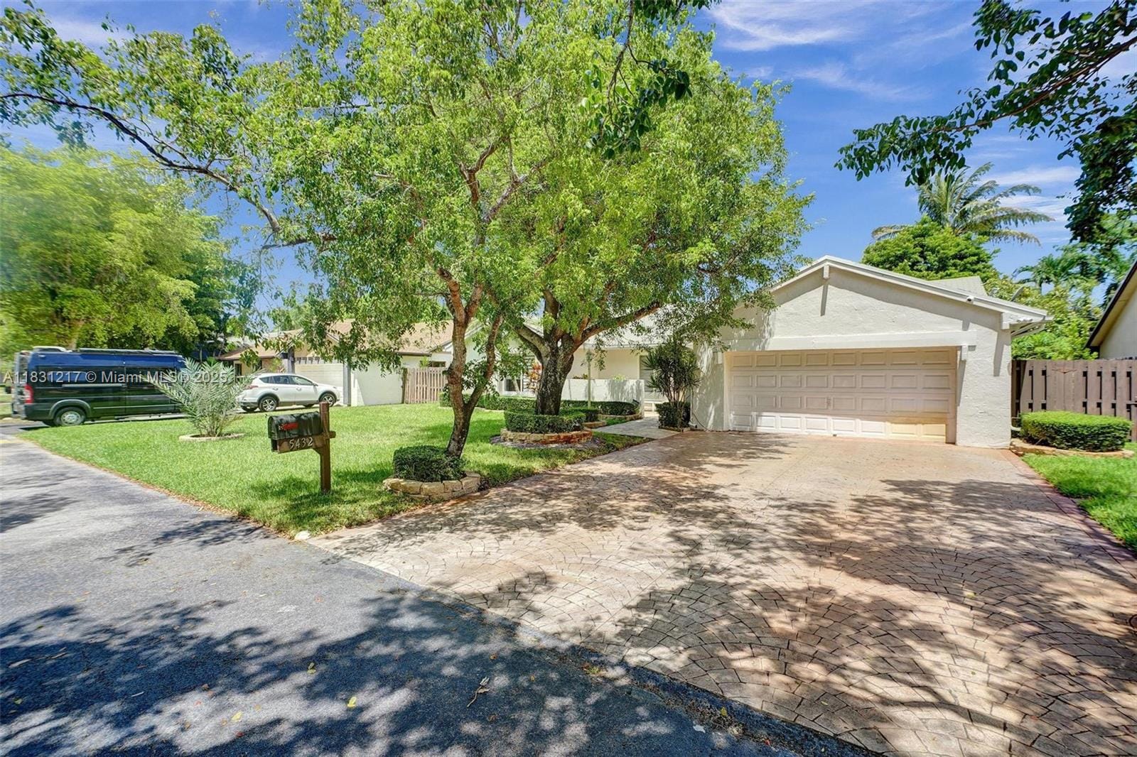 5432 SW 150th Place, Miami, FL 33185