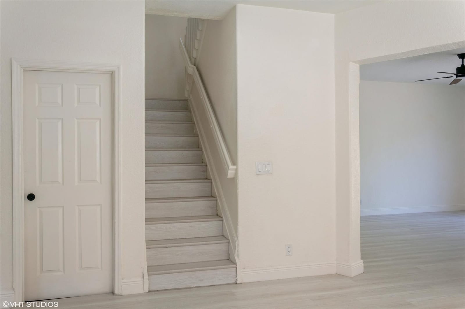 4090 Winnipeg Way — photo 6