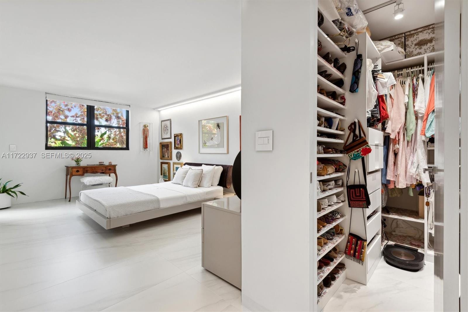 170 S Ocean Lane Drive 312, Key Biscayne, FL 33149 photo 12