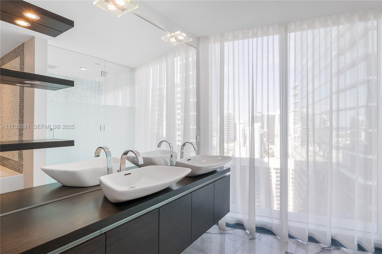 200 Biscayne Boulevard Way 4101, Miami, FL 33131 photo 14