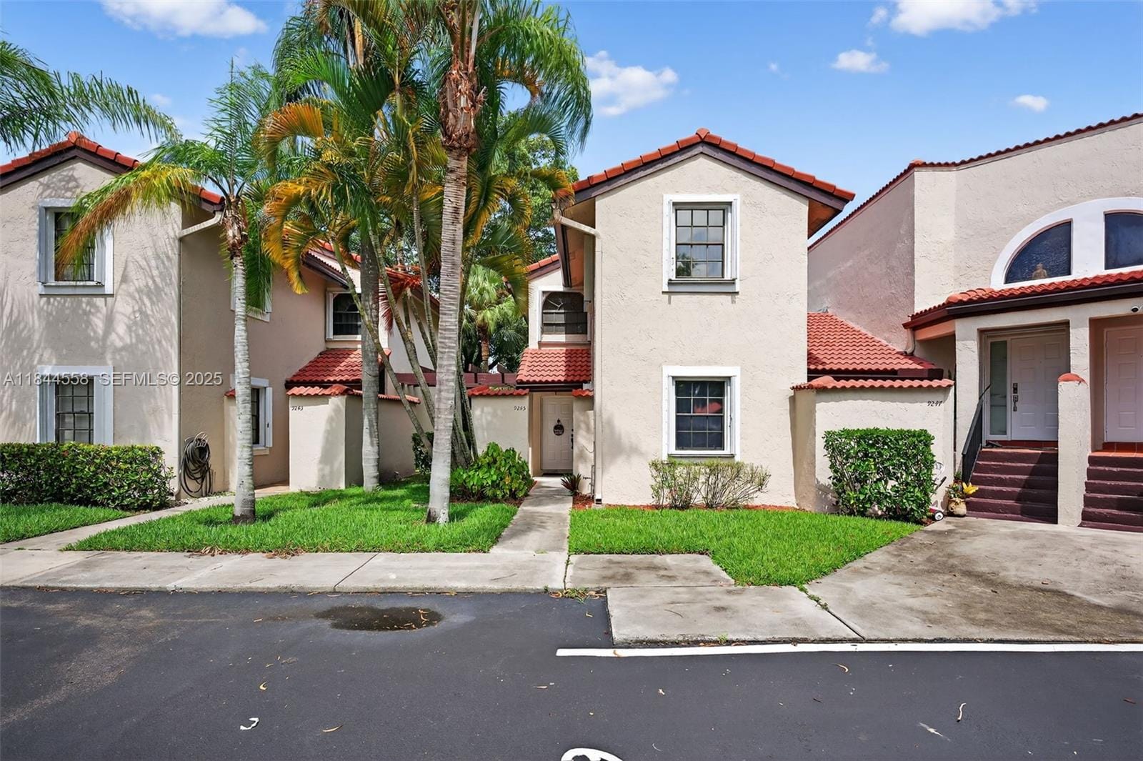 9245 W Sunrise Boulevard, Plantation, FL 33322