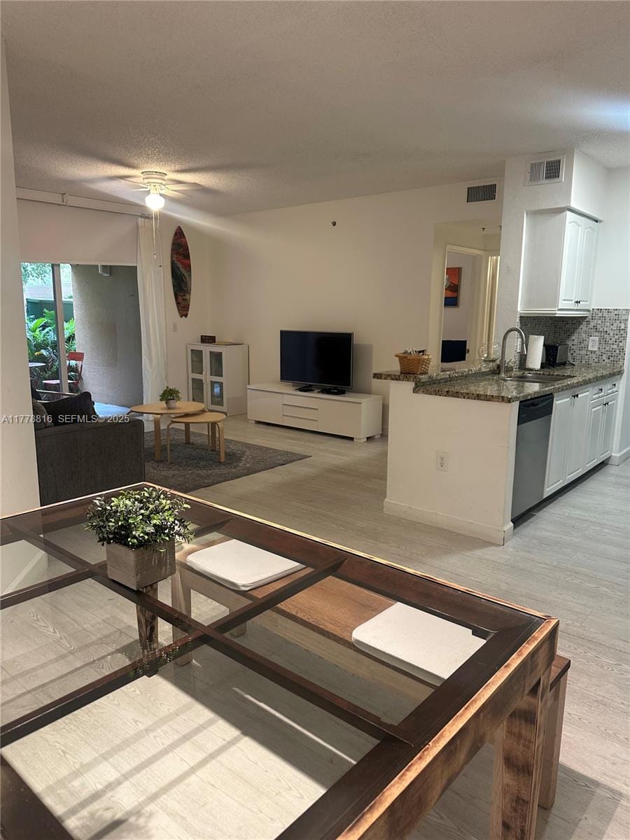 19877 E Country Club Drive 3105, Aventura, FL 33180 photo 3