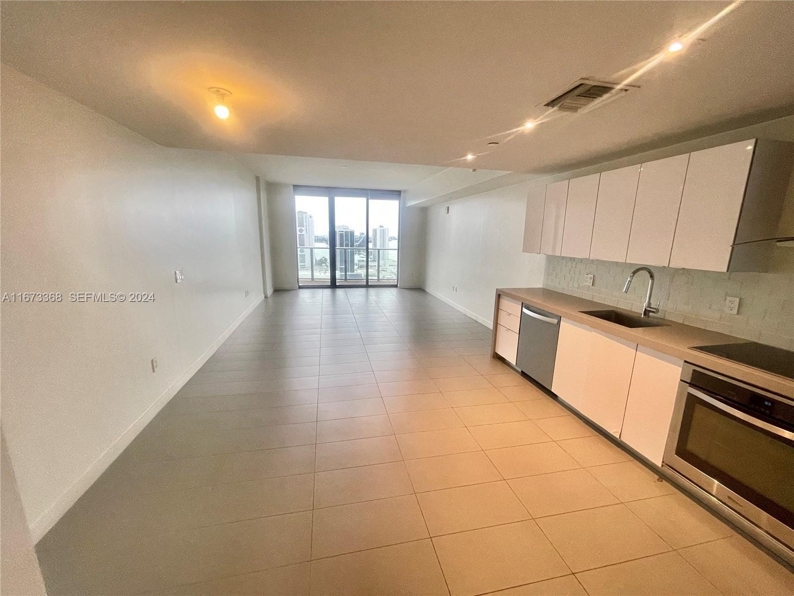 1600 NE 1st Avenue 2502, Miami, FL 33132