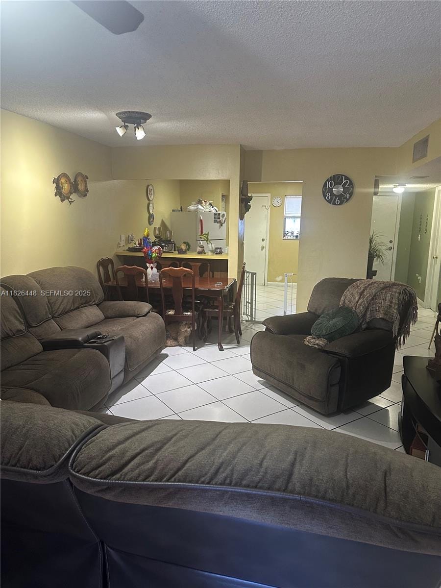 1900 W 54th Street 113, Hialeah, FL 33012 photo 2