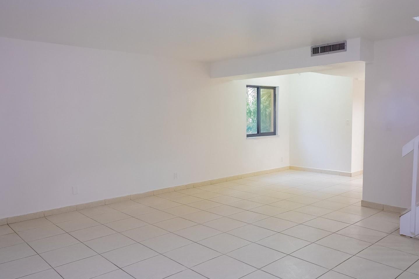 7733 Balboa Street 8 — photo 7