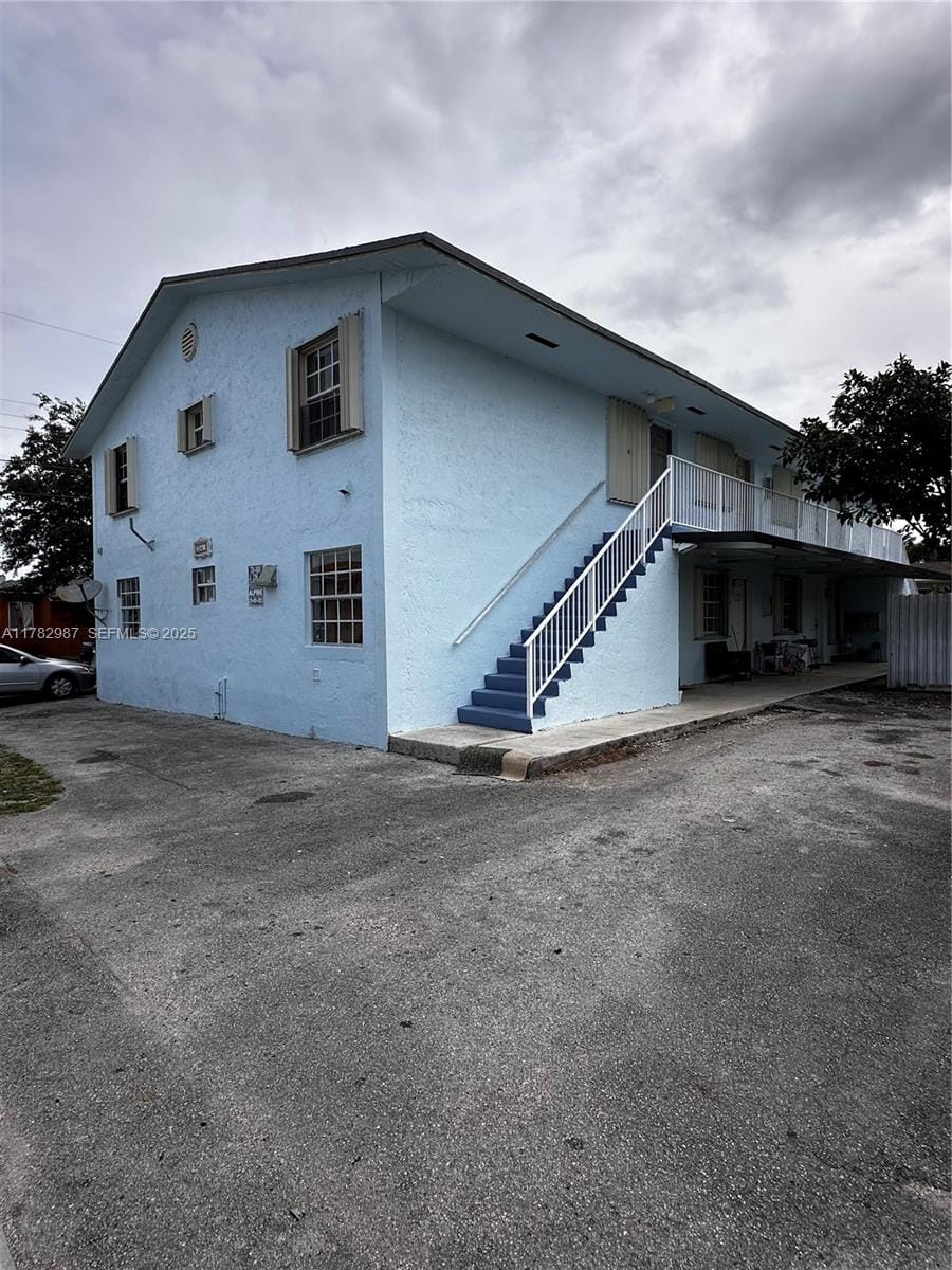 2541 W 1st Avenue, Hialeah, FL 33010 photo 2