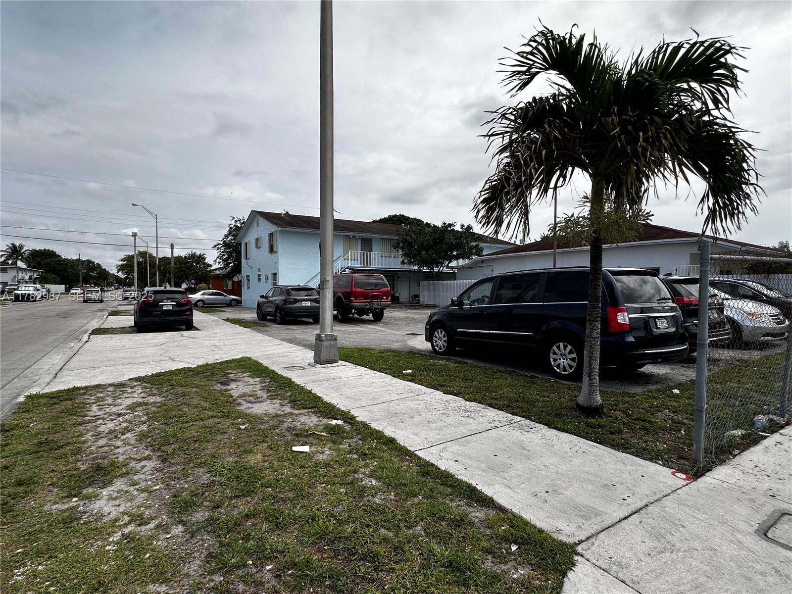 2541 W 1st Avenue, Hialeah, FL 33010 photo 4