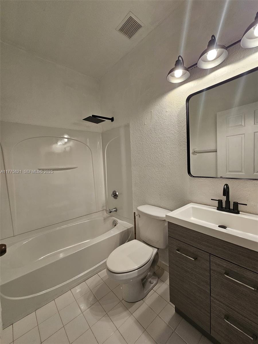 6900 NW 179th Street 101-1, Hialeah, FL 33015 photo 9