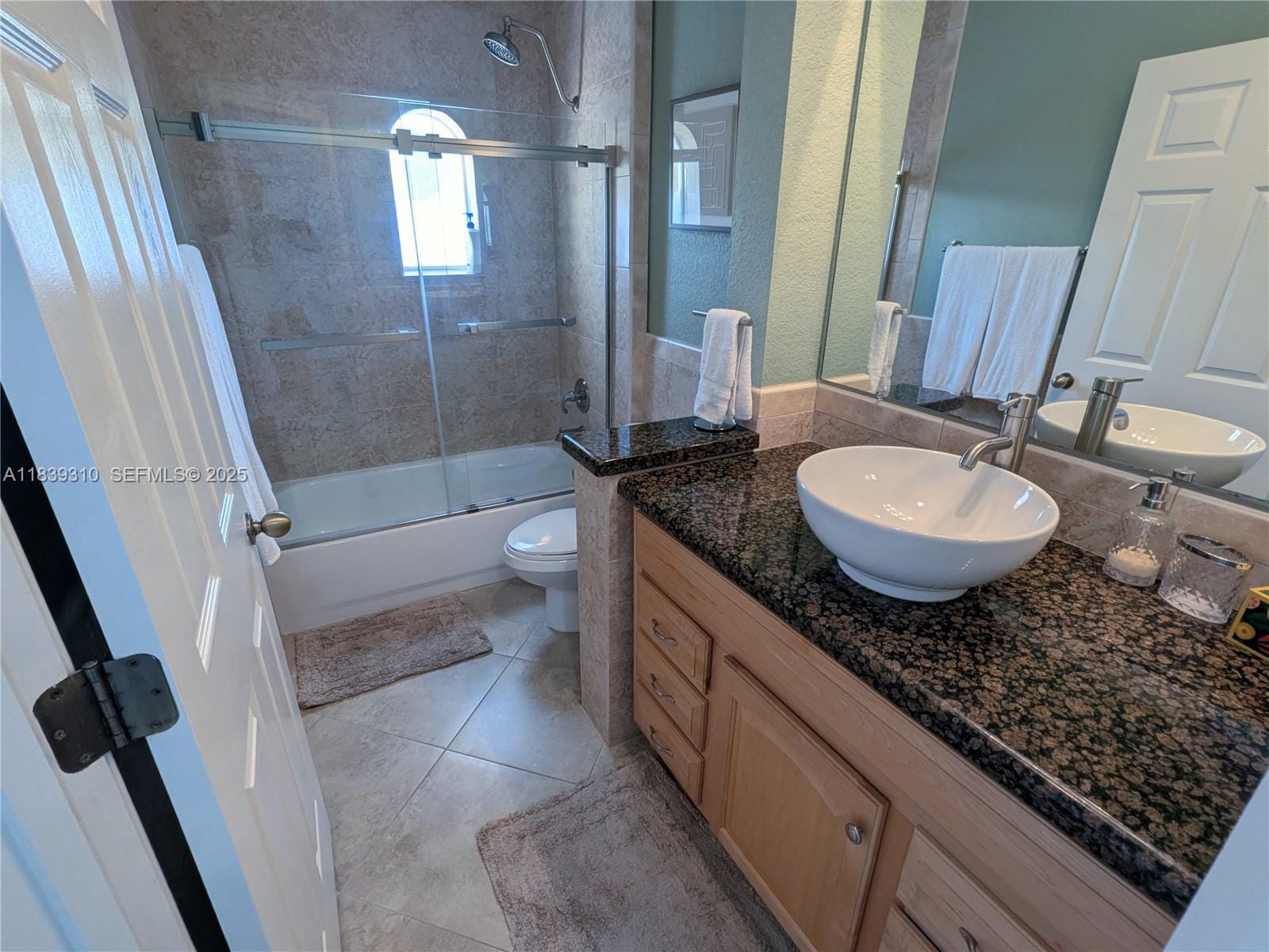 1900 Oceanwalk Lane 123, Lauderdale-By-The-Sea, FL 33062 photo 16
