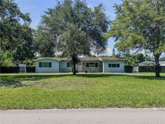 10111 SW 66th Street, sold in Miller Drive Ests 1st, Miami, FL